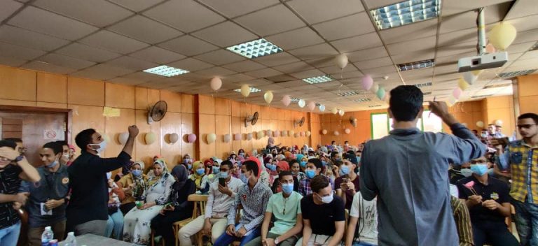 انشطه طلابيه