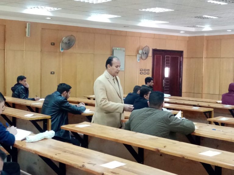 Prof/ Dean of the College follows up the process of conducting the exams for the first semester