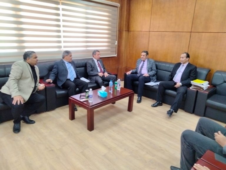 مشاركة عميد الكلية في لجنة قطاع الحاسبات بجنوب الوادي والغردقة