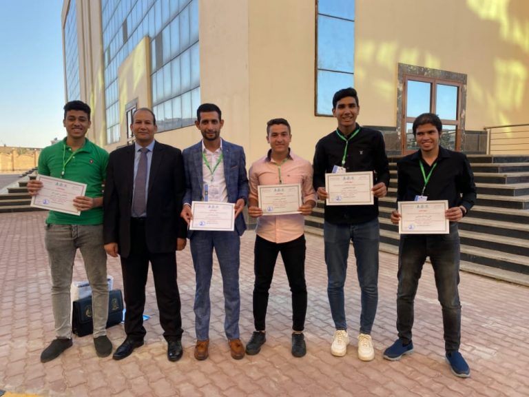 طلاب الكلية يشاركون بمنتدى الحوسبة والذكاء الاصطناعى بجامعة كفر الشيخ
