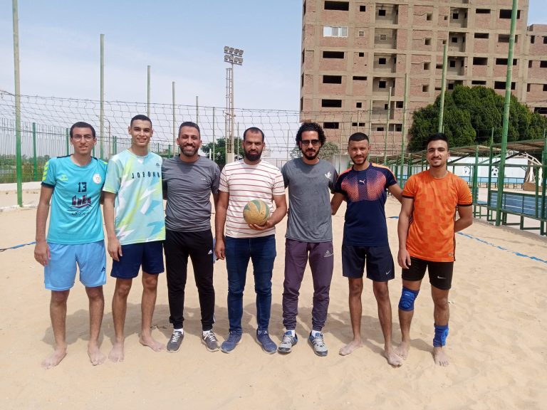 حاسبات سوهاج تحصل على المركز الثانى للكره الطائره الشاطئيه .