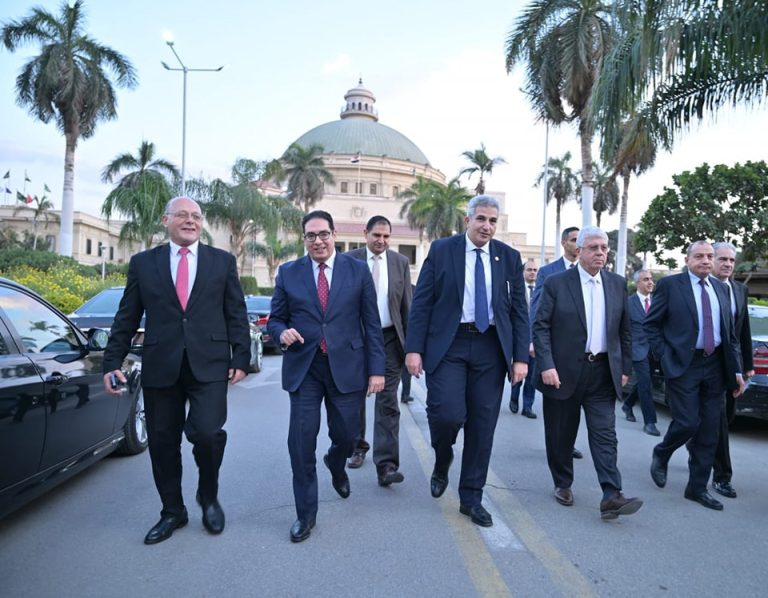 جامعة سوهاج الأهلية.. إضافة جديدة لمسيرة التعليم العالي في صعيد مصر