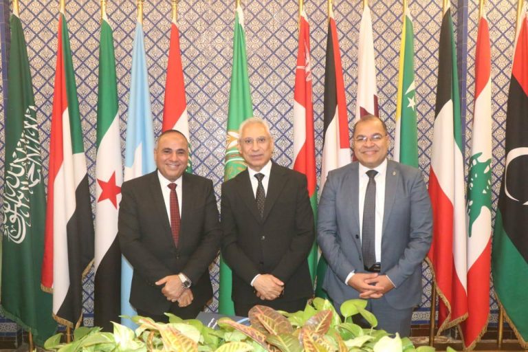 .*جامعة سوهاج تشارك في تدشين مبادرة “بداية جديدة” لتعزيز جودة التعليم*