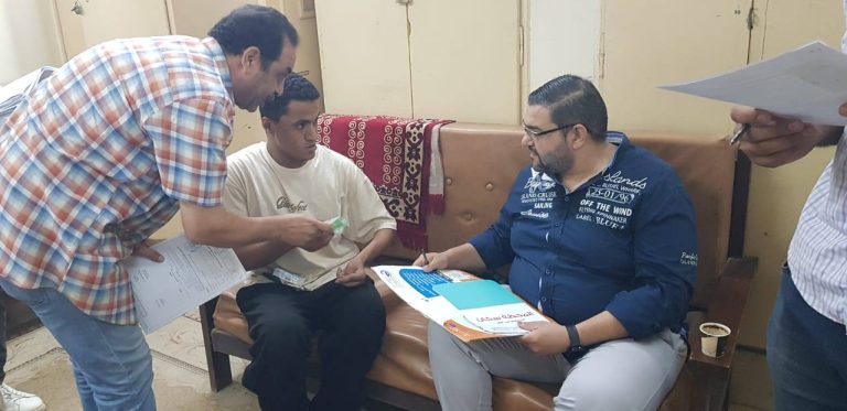 *توقيع الكشف الطبي على الطلاب الجدد من ذوى الإعاقة بجامعة سوهاج*