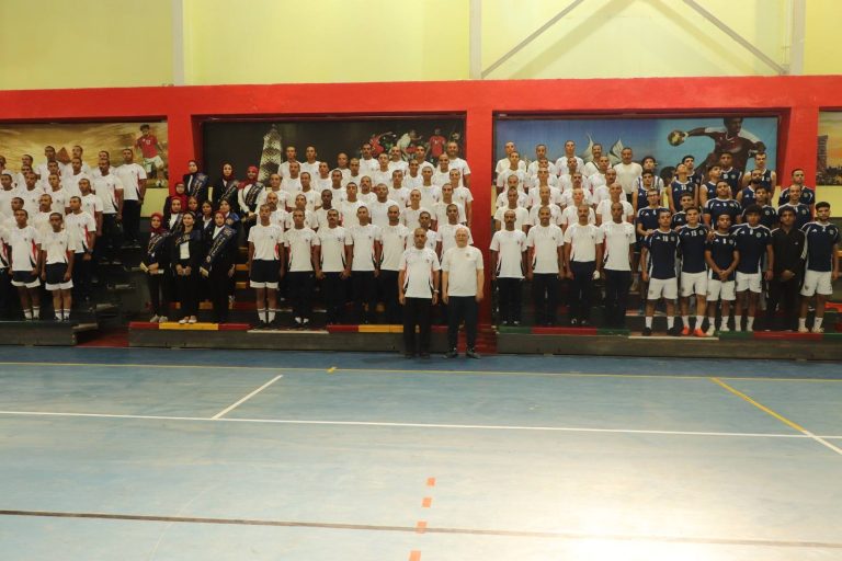 منتخبات جامعة سوهاج وطلاب كلية الضباط الاحتياط يتألقون بمنافسات قويه بكرة السله والطائرة والقدم*