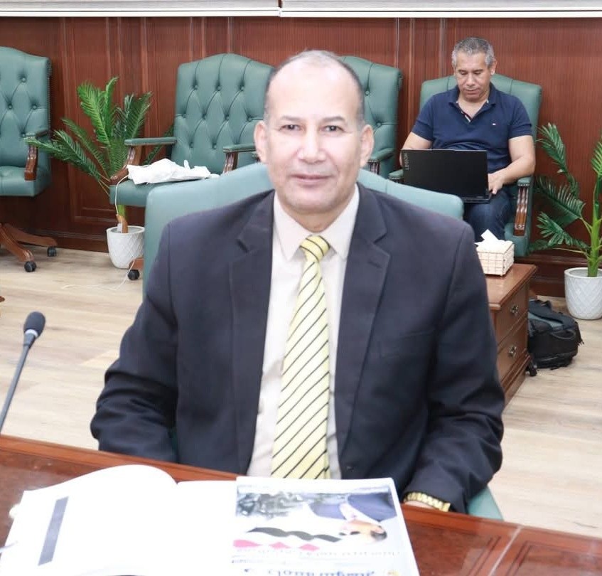 حاسبات سوهاج تستعد لإطلاق برنامجي هندسة البرمجيات والأمن السيبراني .
