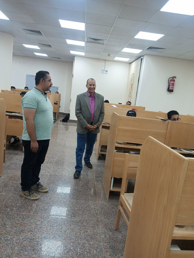 **انطلاق امتحانات الفصل الدراسي الثاني بكلية الحاسبات والذكاء الاصطناعي بجامعة سوهاج للعام الجامعي 2025/2026م**