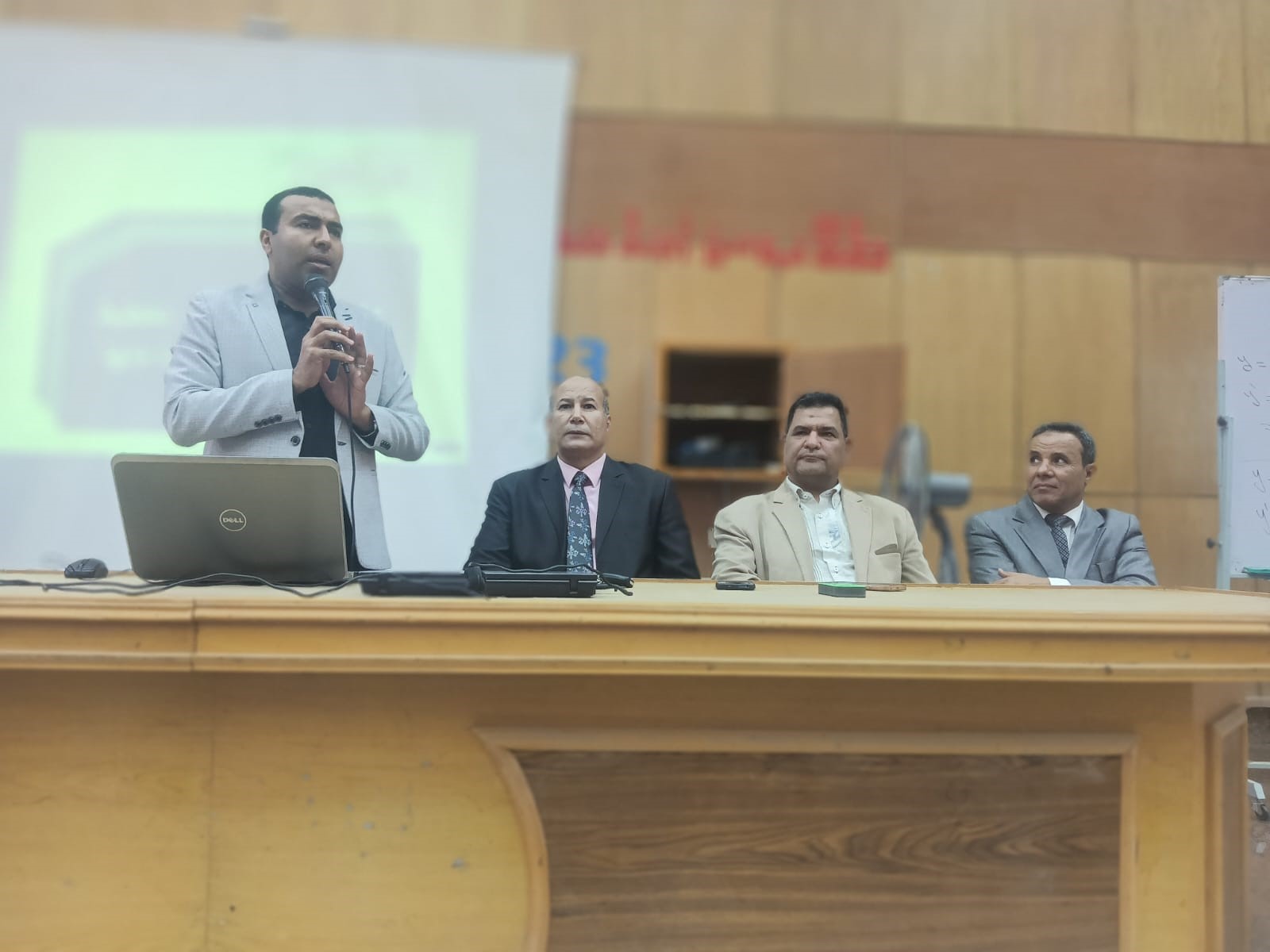 حاسبات سوهاج تنظم ندوة توعوية بعنوان “إدارة الوقت”.